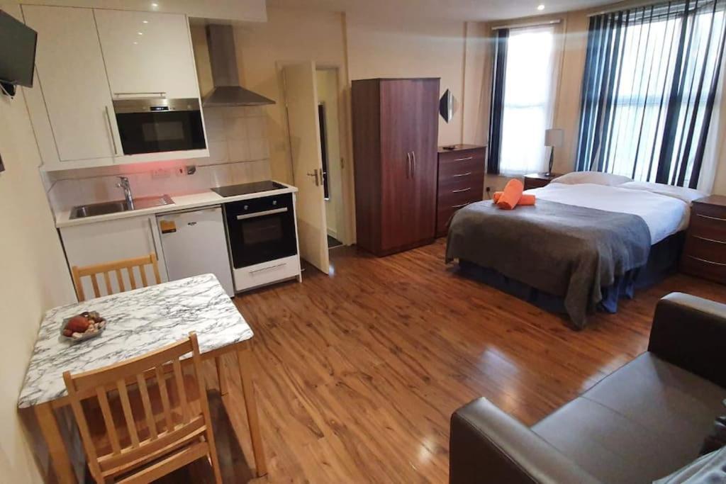 Studio 69 London Exteriör bild