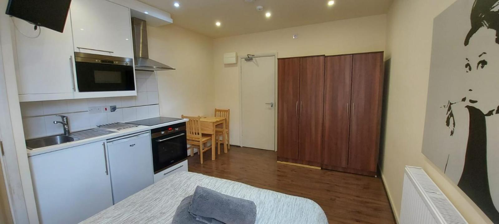 Studio 69 London Exteriör bild