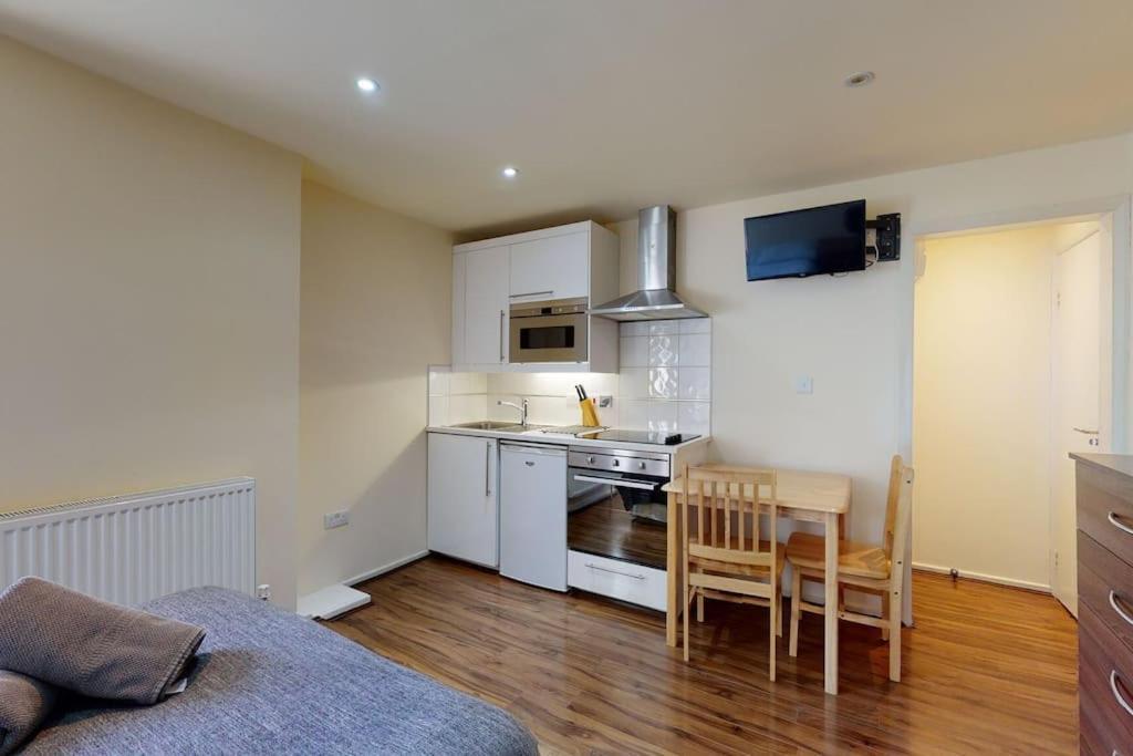 Studio 69 London Exteriör bild